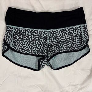 Lululemon Speed Up Short *2.5" Floral Spritz Multi / Black